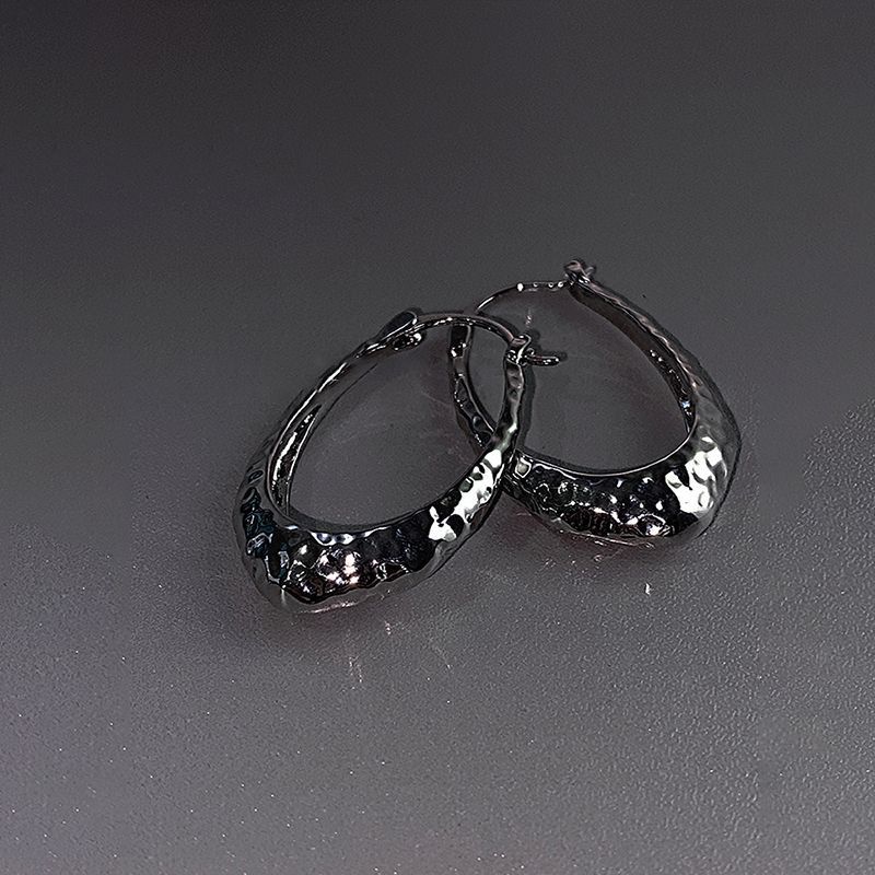 Women's Oval Hoop Earrings Metallic Cool Style
